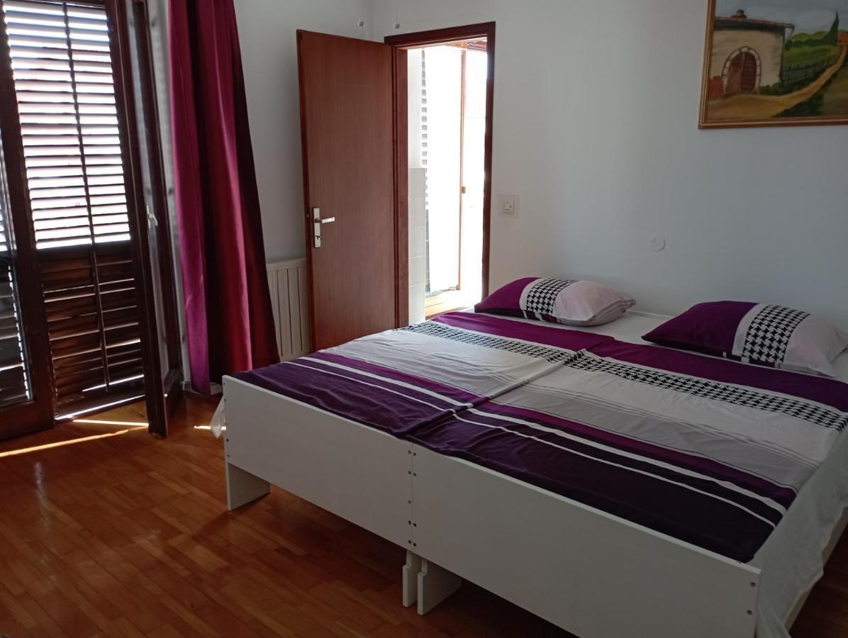 Apartment Mare 1 Novigrad Istria Eksteriør billede